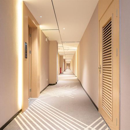 Chaoman Hotel -Guangzhou Shijing City Plaza Xiaoping Subway Station 외부 사진